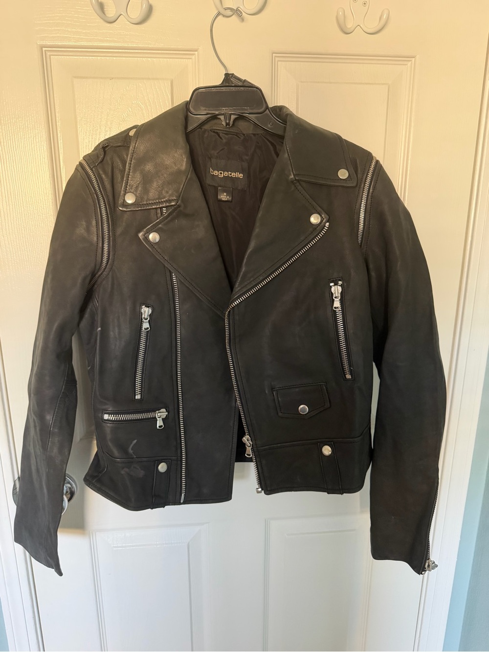 Bagatelle women’s Black Leather Moto Jacket - Medium